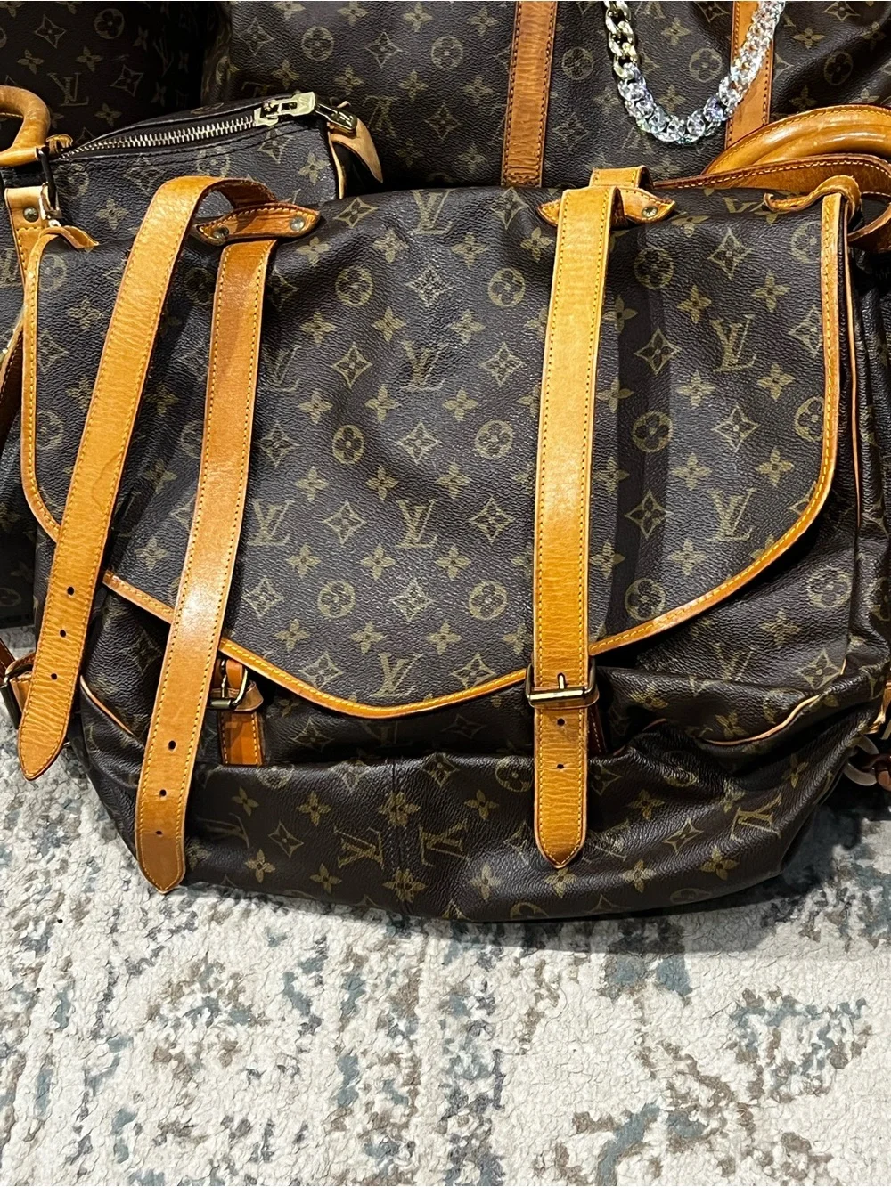 Louis Vuitton Saumur 43 Monogram Canvas Crossbody Shoulder Bag with Natural Trim